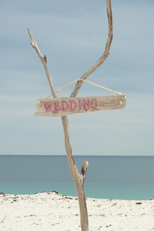 Charlotte_Ben_Beach-Wedding_309_005